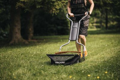 Tondeuse manuelle - largeur de coupe 45 cm - hauteur de coupe 25 à 100 mm - Fiskars StaySharp™ Max
