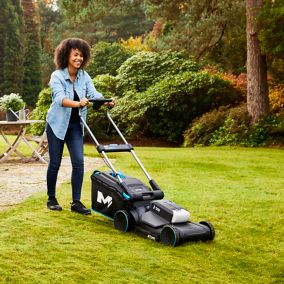 Tondeuse sans fil avec batterie 36 V - largeur de coupe 41 cm - bac 50 L - Mac Allister