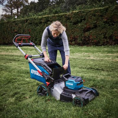 Tondeuse sans fil avec batterie 36V - largeur de coupe 46 cm - hauteur de coupe 25 à 75 mm - bac 60L - Erbauer ERT1043GLM