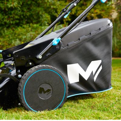 Tondeuse thermique autotractée 163 cm³ - largeur de coupe 51 cm - bac 60 L Mac Allister MLMP675SP51-M&S