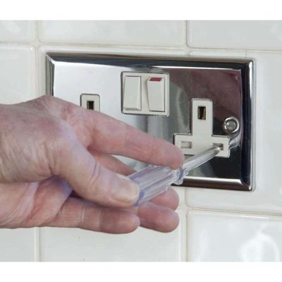 Tournevis à fente - testeur de courant - Diamètre 3 mm - Lame 6,5 cm - Stanley