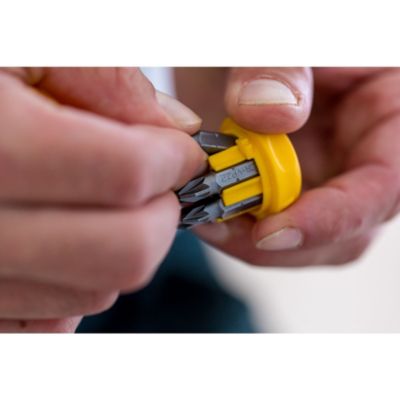 Tournevis porte-embout boule bi-matière Stanley + 5 embouts