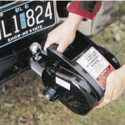Treuil electrique 12V avec telecommande 5000 KG cable acier 9,14 M
