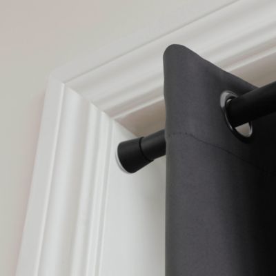 Tringle à rideaux extensible Araxos GoodHome noir mat L.200/330cm