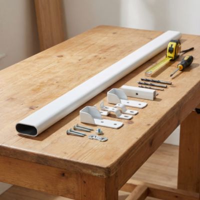 Tringle à Vêtements Ovale En Bois Massif 60 Cm – Avec Supports, Charge Max 50 Kg, Finition Polie