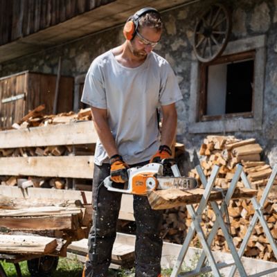Tronçonneuse filaire 1700 W - longueur du guide-chaîne 350 mm - poids 4,2 kg - Stihl MSE 170 C-Q