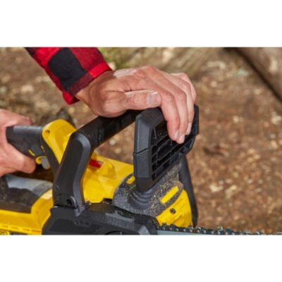 Tronçonneuse sans fil avec batterie 18 V - longueur du guide-chaîne 300 mm - poids 2,6 kg - Stanley FatMax SFMCCS630M1-QW