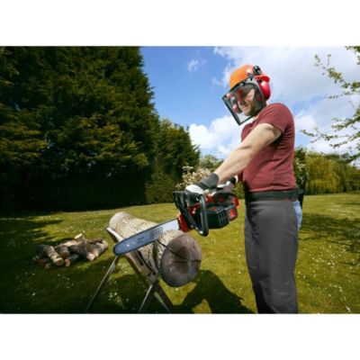 Tronçonneuse sans fil avec batterie 36 V - longueur du guide-chaîne 300 mm - poids 3,9 kg - Black+Decker GKC3630L25-QW