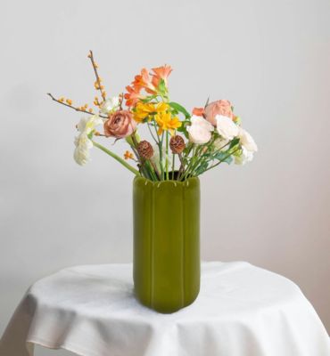 Vase tube feston en céramique vert H.15 cm Ornami