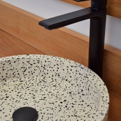 Vasque à poser en terrazzo crème, Arlequin