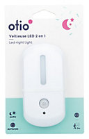Veilleuse 2 en 1 crépusculaire à détection LED intégrée blanc neutre IP20 0,6W l.2,3xH.11,5cm Otio