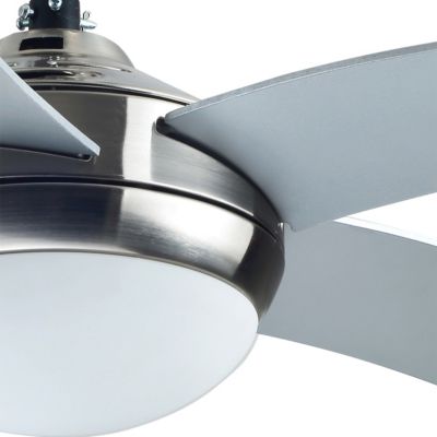 Ventilateur de plafond avec éclairage GoodHome Hanki coloris argent pour pièce de 25 m² Ø.132 cm