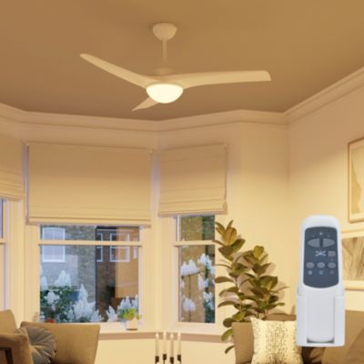 Ventilateur de plafond avec éclairage GoodHome Linto coloris blanc pour pièce de 25 m² Ø.132 cm