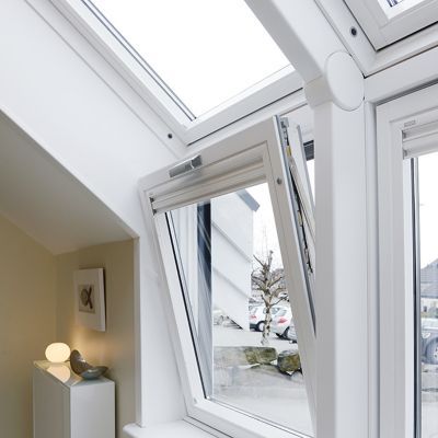 Verrière d'angle à souflet Velux VFE Tout confort bois SK35 2057 95 x h.114 cm