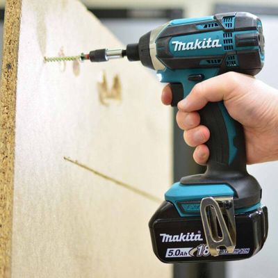 Visseuse à chocs 18V Li-Ion  (sans batterie ni chargeur) - MAKITA - DTD152Z