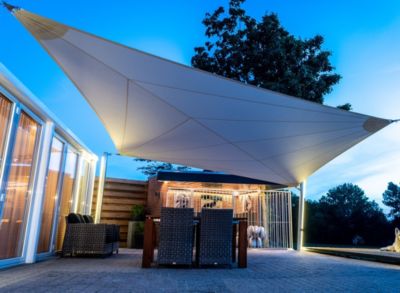 Voile d'Ombrage Triangulaire 5x5x5m Imperméable Cloud Solaria Maanta