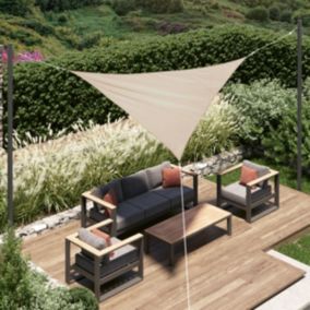 Voile d'ombrage triangulaire "Curacao" blé 2 x 2 x 2m en polyester - Hespéride