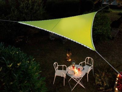 Voile d'ombrage triangulaire Leds solaires Vert + Adaptateur - Jardiline