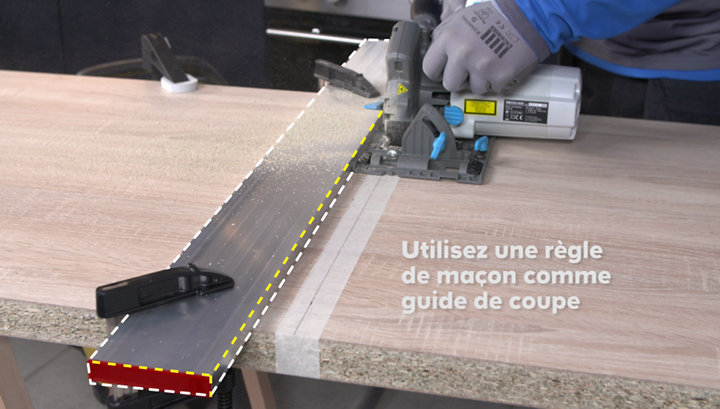 Comment poser un plan snack dans la cuisine ?