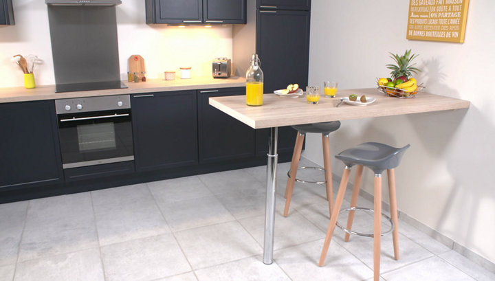 Comment poser un plan snack dans la cuisine ?