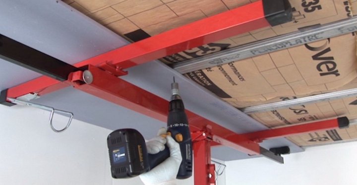 Comment isoler un plafond avec des suspentes