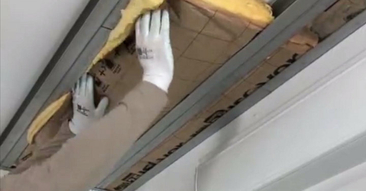 Comment isoler un plafond autoportant