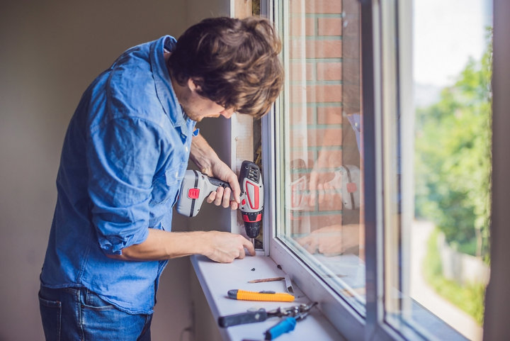 Comment poser une fenêtre aluminium en rénovation