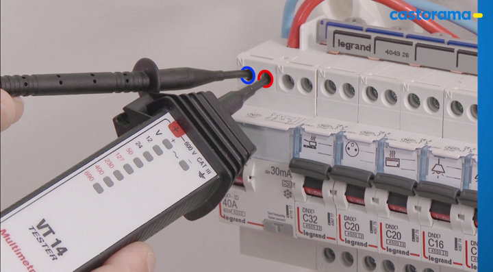 Étape 3 : Raccorder l'appareil au circuit électrique