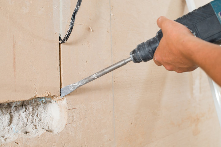 Comment réaliser une saignée dans un mur