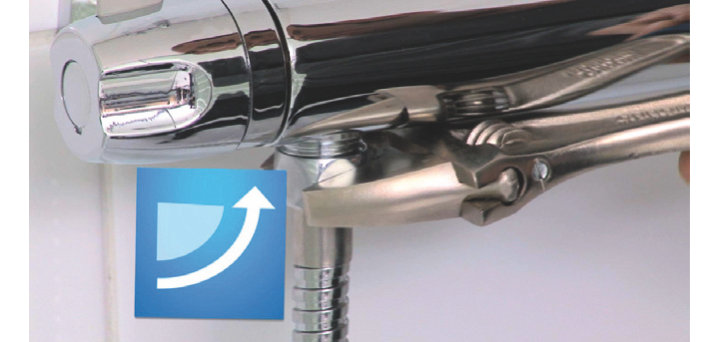 Comment installer un receveur et des parois de douche ?
