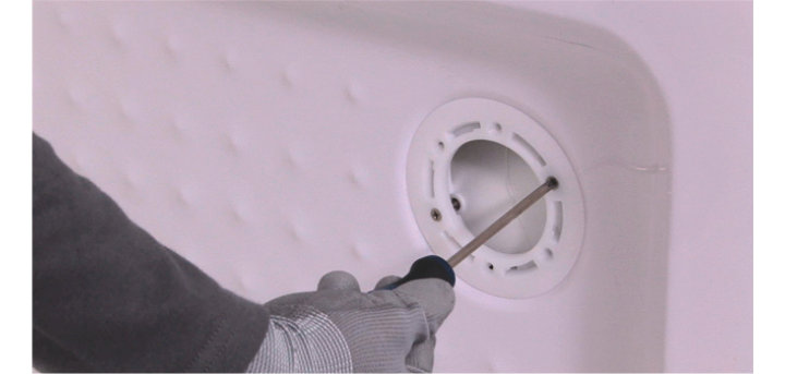 Comment installer un receveur et des parois de douche ?
