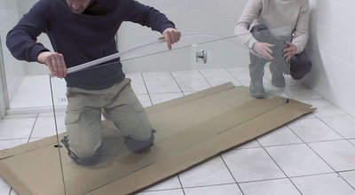 Comment changer une porte et une paroi de douche
