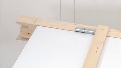 Recoupage du bati de la porte