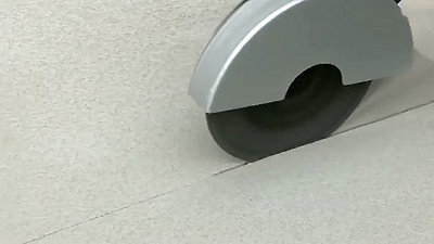 Découpez la partie béton
