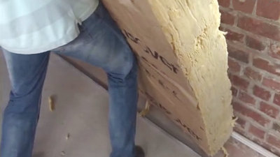 La pose de la laine de verre