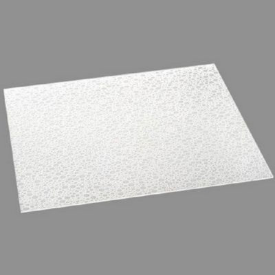 Le mode de fabrication du verre synthétique permet des aspects variés.
