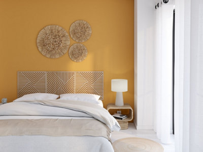 Des panneaux décoratifs en tête de lit