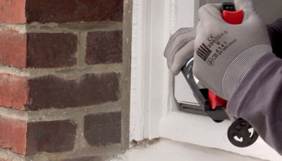 Ensuite, réalisez un cordon de silicone