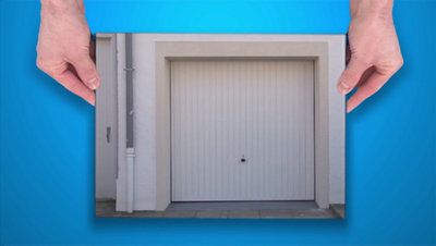 Vous avez à présent terminé l’installation de votre porte de garage basculante