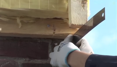 verticalité du tasseau au niveau à bulle