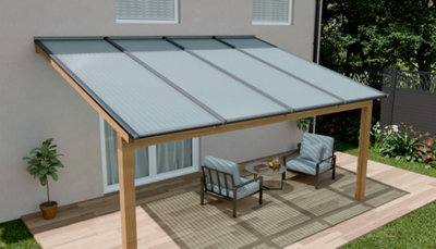 Résultat final pose plaques polycarbonate pergola adossée