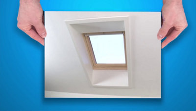 Fixez ensuite les supports de fixation de l’habillage