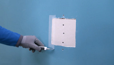 application bande callicot jointure plaque et mur