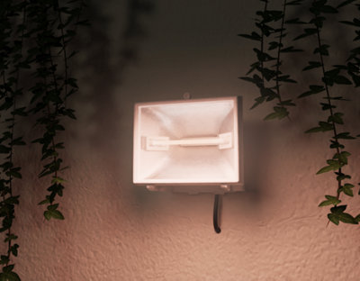 luminaire extérieur est maintenant prêt à fonctionner