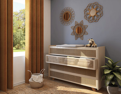 Commode avec tiroir du haut ouvert