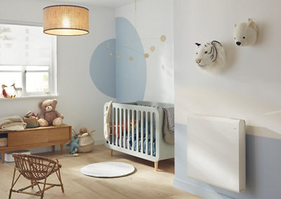 Chambre enfant bleu clair et blanc