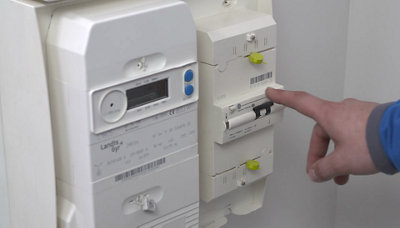 Couper le courant électrique