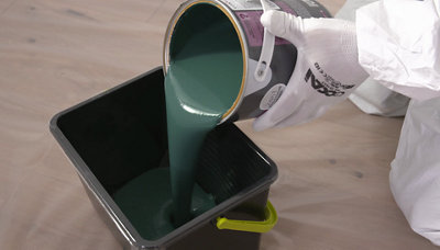 pot de peinture