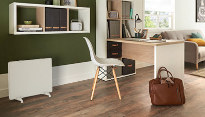 Panneau rayonnant dans un bureau