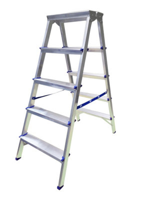 Escabeau double plan